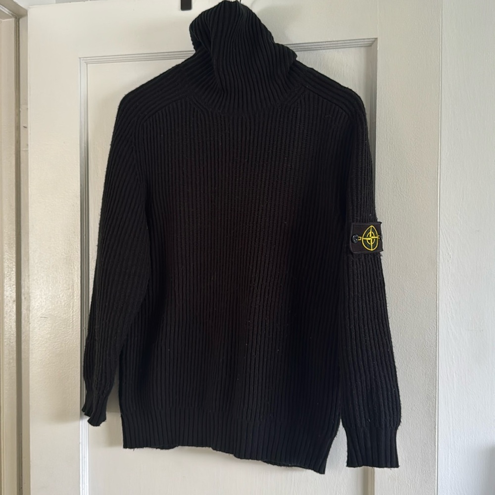 Black Turtle Neck Sweater / M
